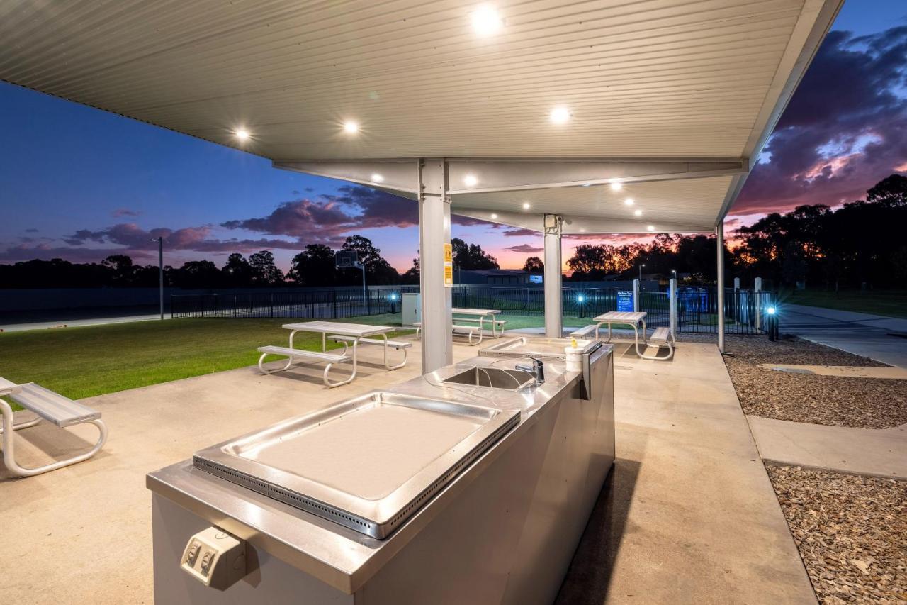 Big4 Deniliquin Holiday Park Εξωτερικό φωτογραφία