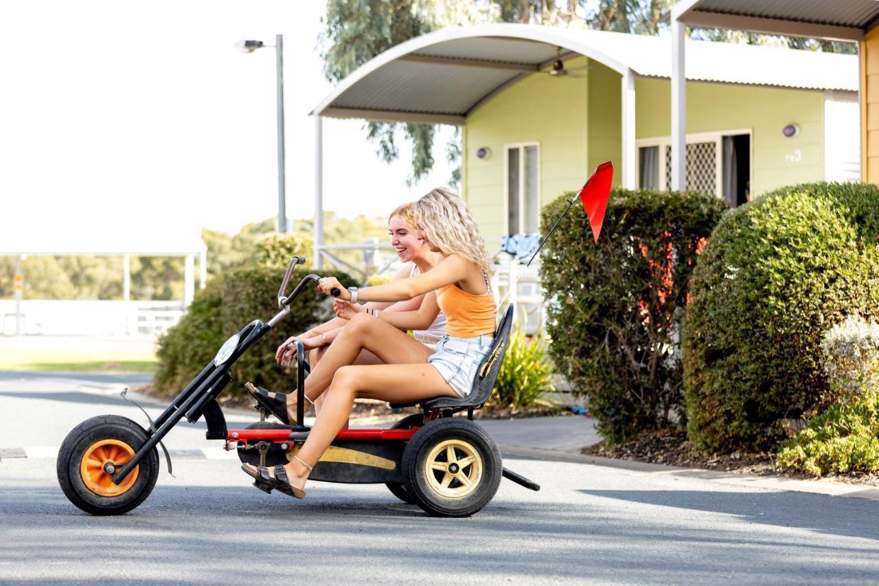 Big4 Deniliquin Holiday Park Εξωτερικό φωτογραφία