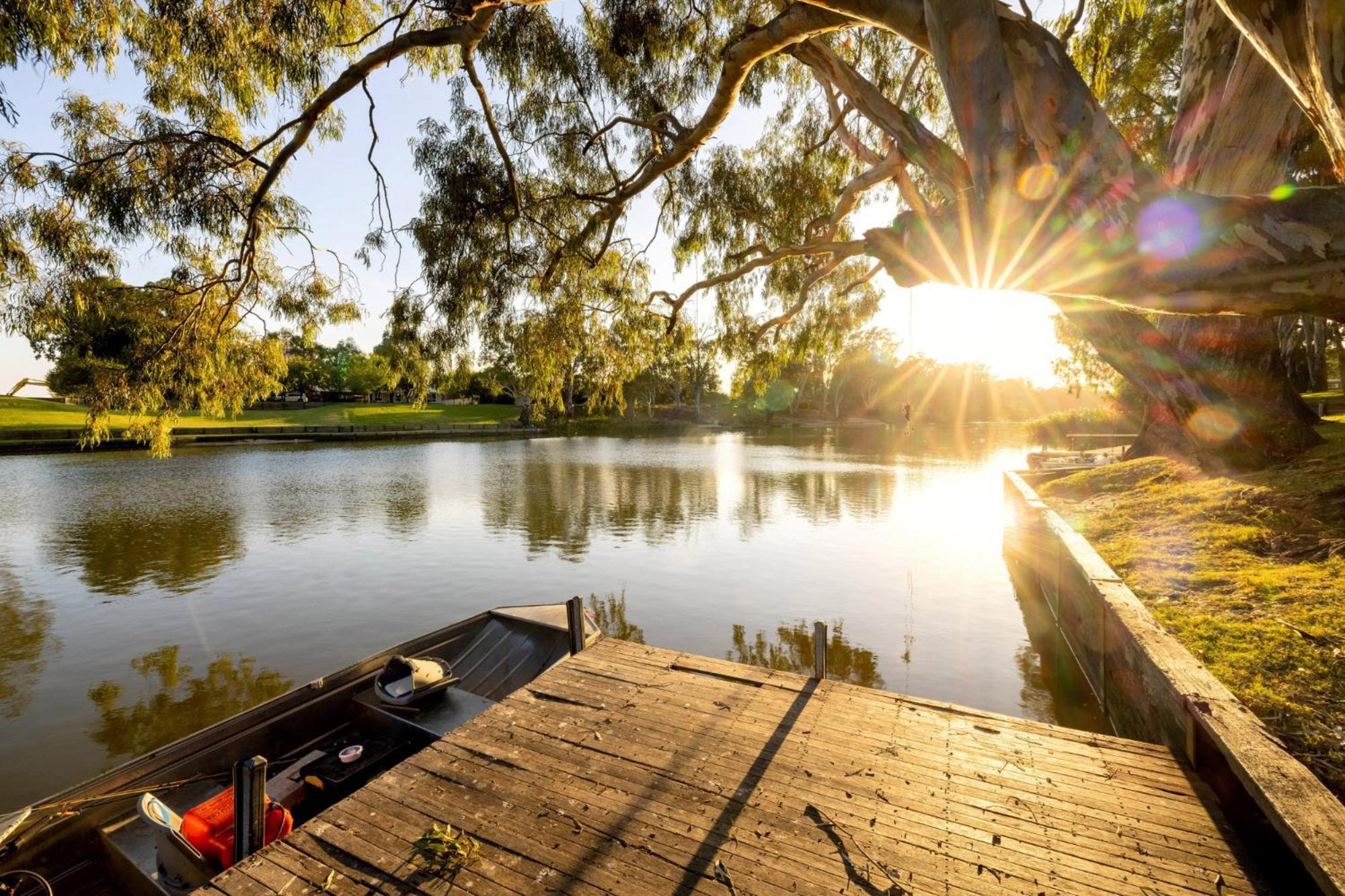 Big4 Deniliquin Holiday Park Εξωτερικό φωτογραφία