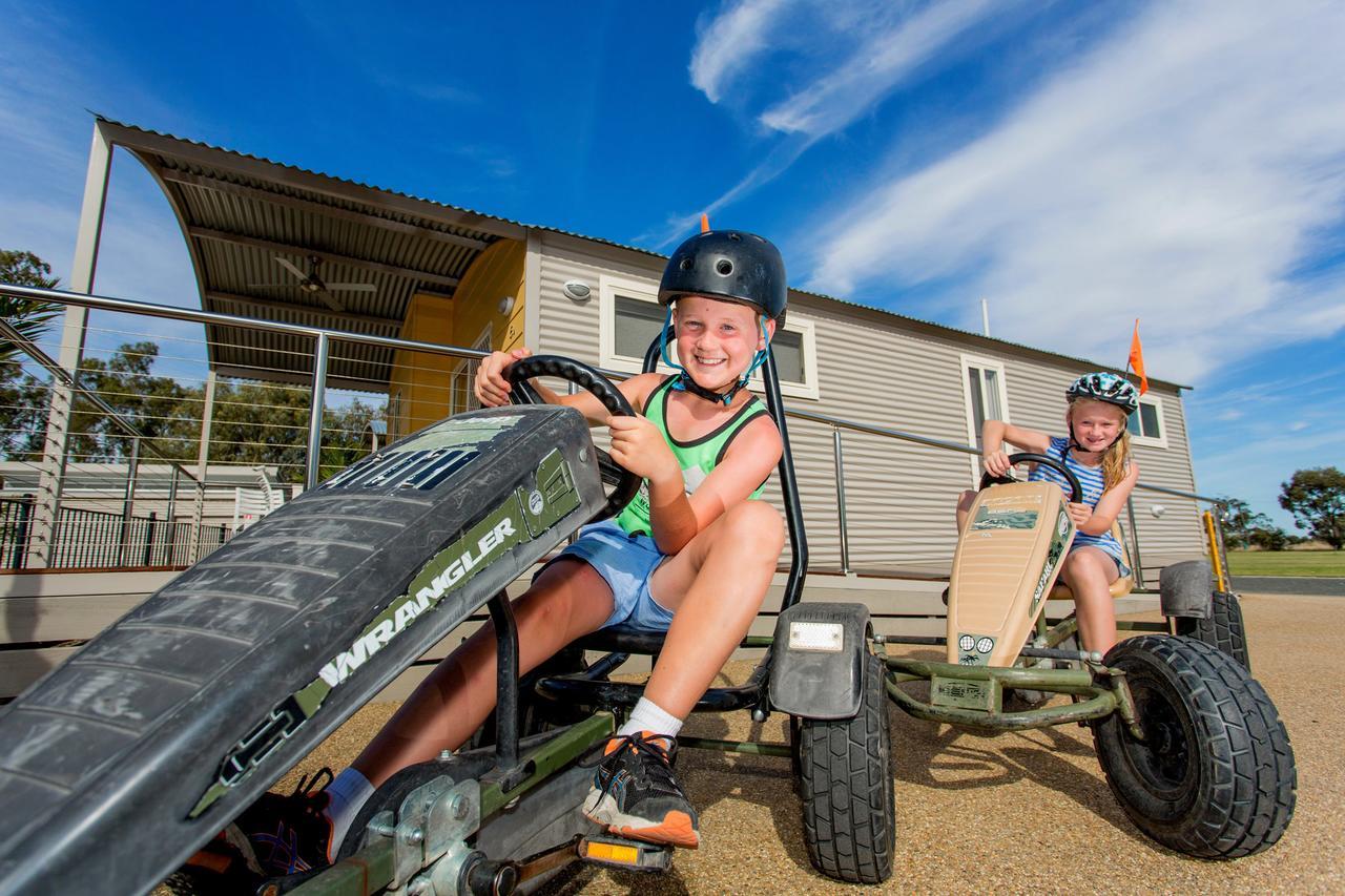 Big4 Deniliquin Holiday Park Εξωτερικό φωτογραφία